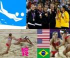 Γυναικών Beach volleyball πόντιουμ, Misty Μαΐου-Treanor, Kerri Walsh και Jennifer Kessy και April Ross (Ηνωμένες Πολιτείες) και Λάρισας Franca, Juliana Silva (Βραζιλίας), London 2012